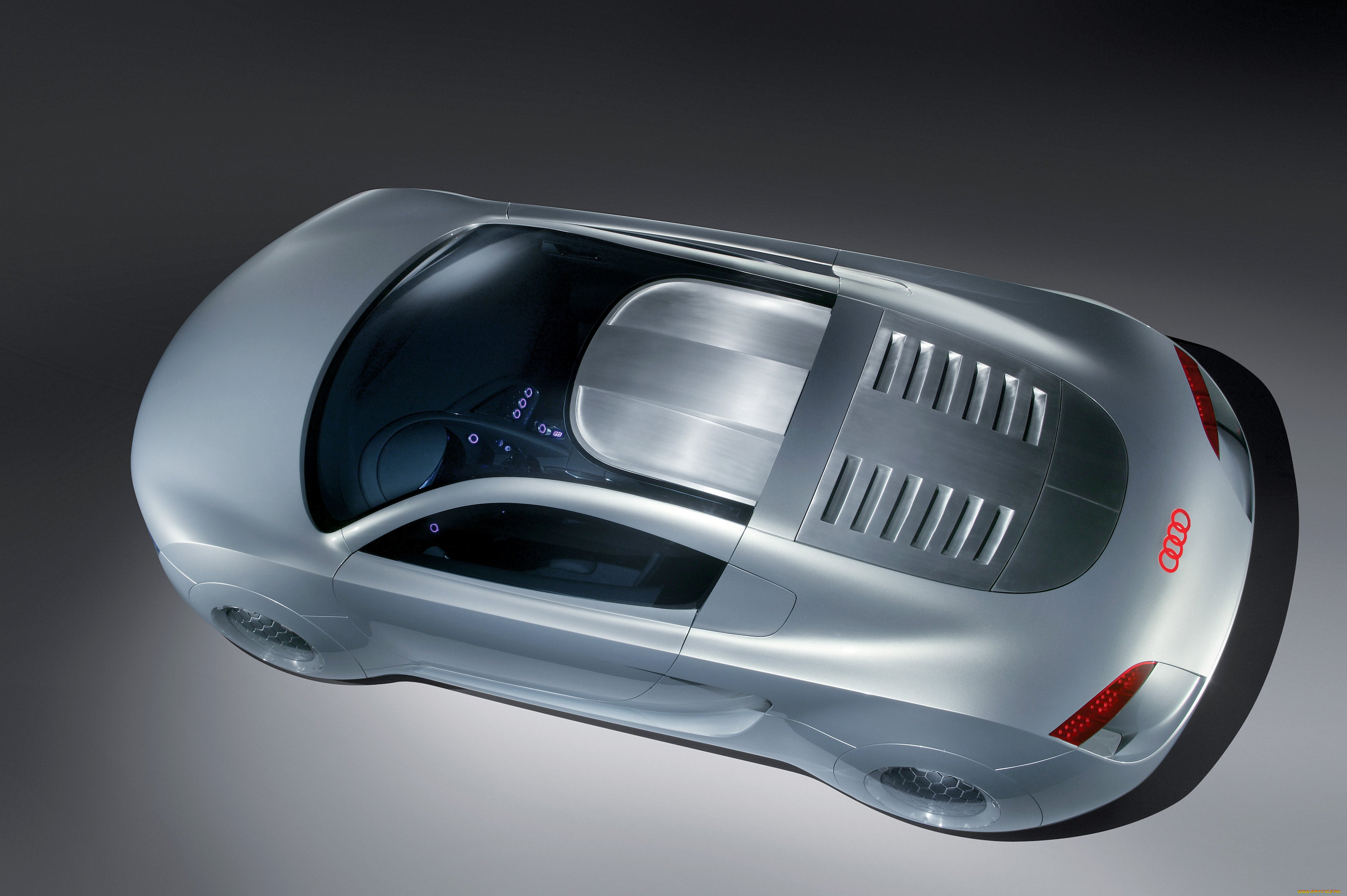 Роботы audi. 2004: Audi RSQ. Audi RSQ. Ауди RSQ концепт. Audi Concept 2004.